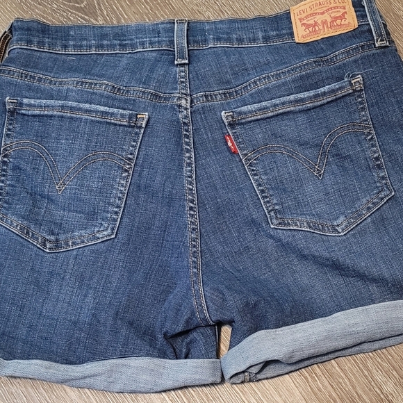 LEVI’S Mid-Length SHORTS 29 - Picture 3 of 5